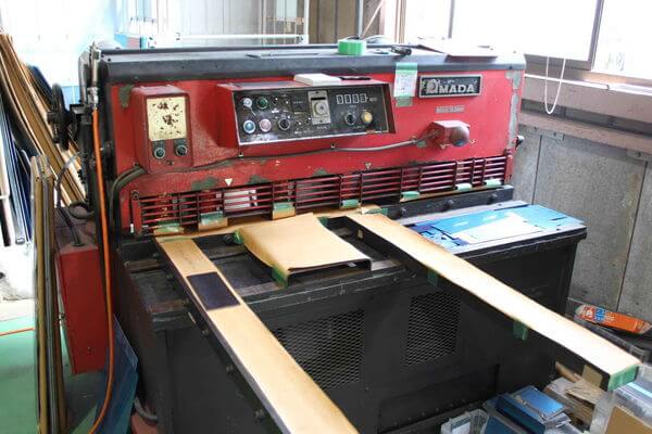 シャーリング 試験片加工設備